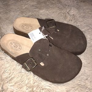 NWT American Eagle Slides